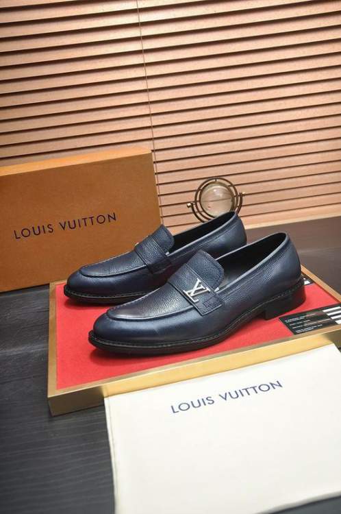Picture of Louis Vuitton Shoes _SKULVsz38-45mnf061014361